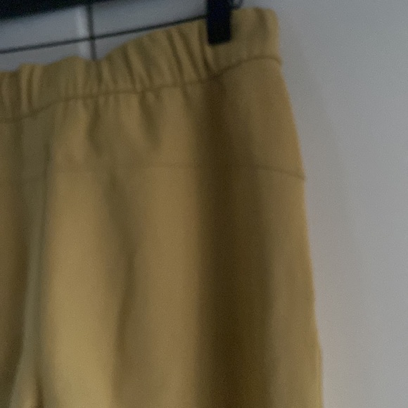 Lululemon On the Fly 7/8 Pant *Woven - Picture 13 of 15